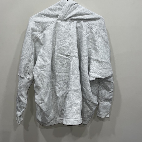 Lululemon savasana wrap sweater  size 6 - Picture 5 of 8